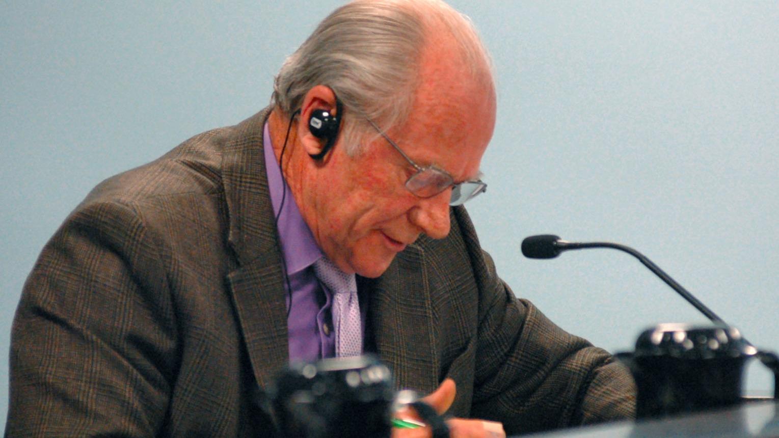 Judge tosses bid by Corporation Commissioner Burns to enforce subpoena against APS